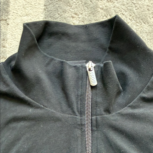 Boss Black Zip-Front Jacket with Gold Mesh Stripe - Picture 3 of 4